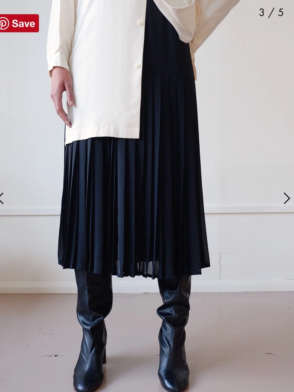 Escada vintage Black Pleated Midi Skirt size 38